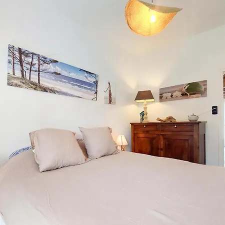 Holiday home Charmante Maison Proche *